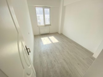 ULUKAVAK MAH. ÇİFTLİK ÇAYIRINDA 3+1 ARA KAT SATILIK SIFIR DAİRE