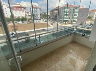 MAHMUTEVLERDE 3+1 PARK CEPHELİ ARA KAT SATILIK DAİRE 