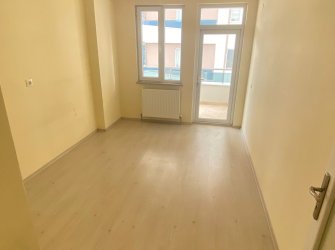 MAHMUTEVLERDE 3+1 PARK CEPHELİ ARA KAT SATILIK DAİRE 